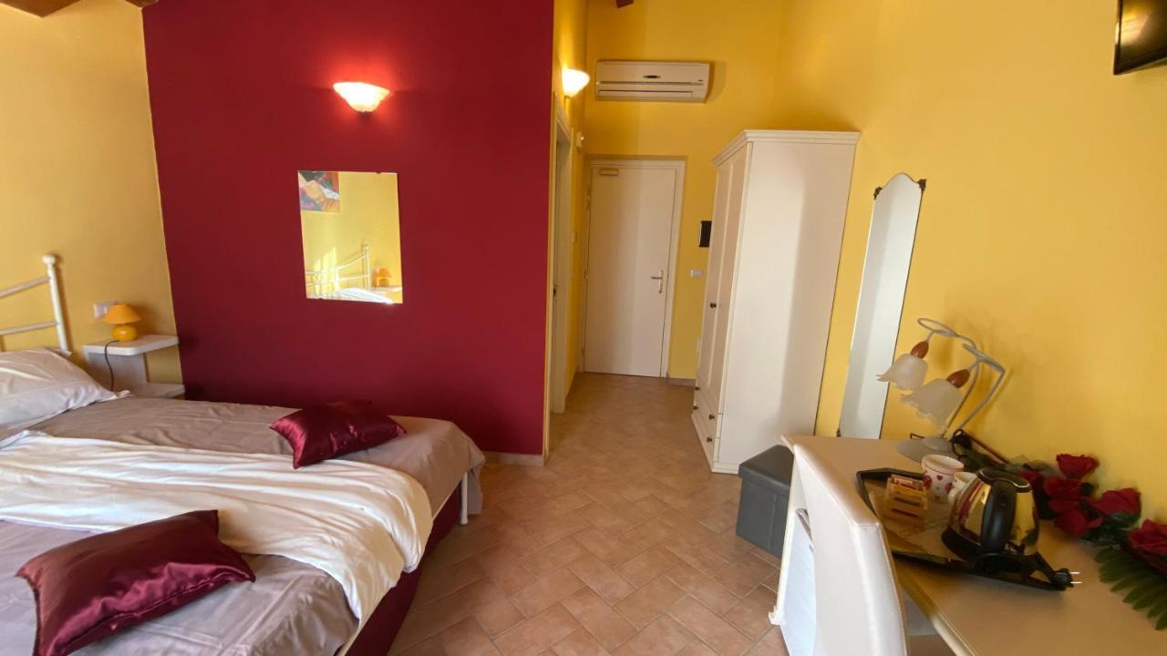 Casafe Tra Sogno E Realta Bed & Breakfast Narni Scalo Exterior photo